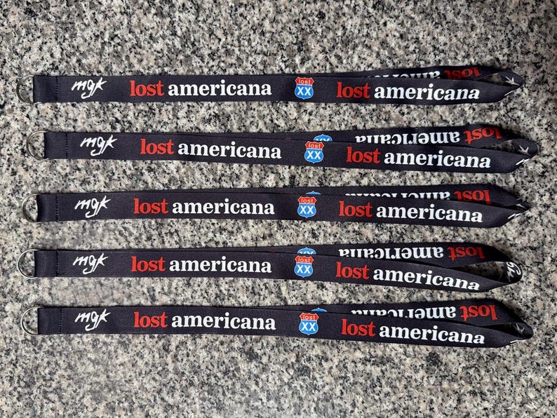 Cordones MGK, Cordón Lost Americana, Cordón Black Flag, Cordón de Admisión General, Cordón Tickets To My Downfall, Cordón Mainstream Sellout imagen 1