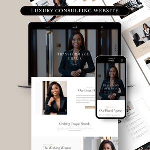Könnte beinhalten: Webdesign für eine Luxusberatungsmarke. Das Design wird auf einem Laptop, einem Smartphone und zusätzlichen Seitenlayouts angezeigt. Die Website zeigt eine Frau in einem schwarzen Blazer mit dem Text "TRANSFORM YOUR BRAND". Das Farbschema der Website ist Schwarz und Beige.