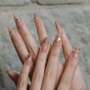 Mermaid Sequins Handmade Nails Pearl and Chain Glue On Nails Ombre Gold Nails Luxury Press On Nails Coffin MeiRoom Nails image 3