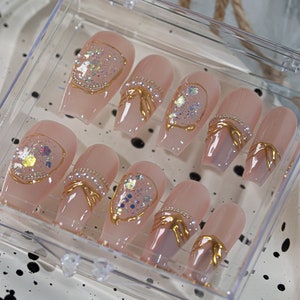 Mermaid Sequins Handmade Nails Pearl and Chain Glue On Nails Ombre Gold Nails Luxury Press On Nails Coffin MeiRoom Nails image 2