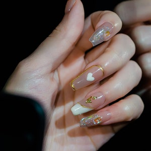 Milky White Heart Aurora Handmade Nails Gold and Rhinestone Glue On Nails Luxury Press On Nails Coffin French Nails MeiRoom Nails 画像 1