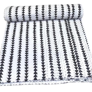 Indiase Kantha-quilt Handgemaakte Kantha Dekbedovertrek Hand Blokprint Kantha Sprei Gooi Katoenen Deken Zwart-wit Kantha Kingsize Quilt