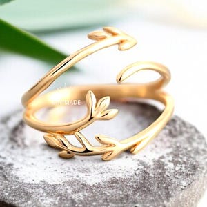Adjustable Gold Leaf Wrap Ring | Nature Inspired Open Ring for Women | Dainty Botanical Jewelry | Minimalist Forest Ring Gift