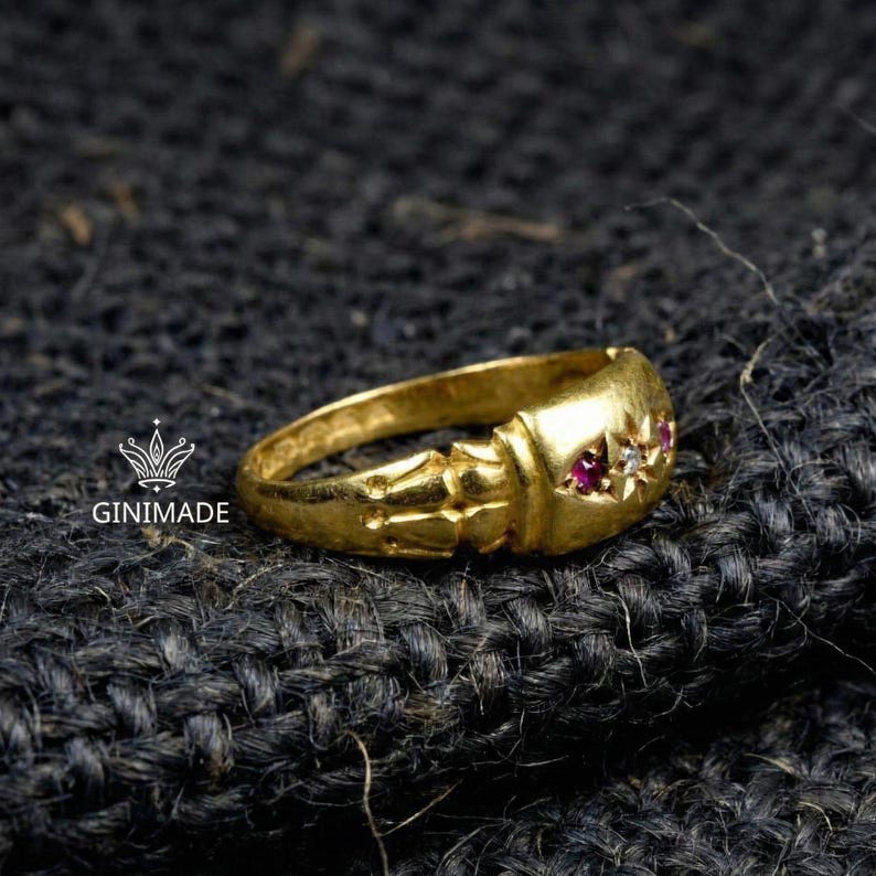 delicate Victorian cz pinky ring on finger