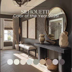 Può includere: Design d'interni con una parete grigio scuro, un grande specchio rotondo e una console. Il testo "SILHOUETTE Color of the Year 2026!" è visualizzato. Una palette di colori neutri è mostrata in basso.