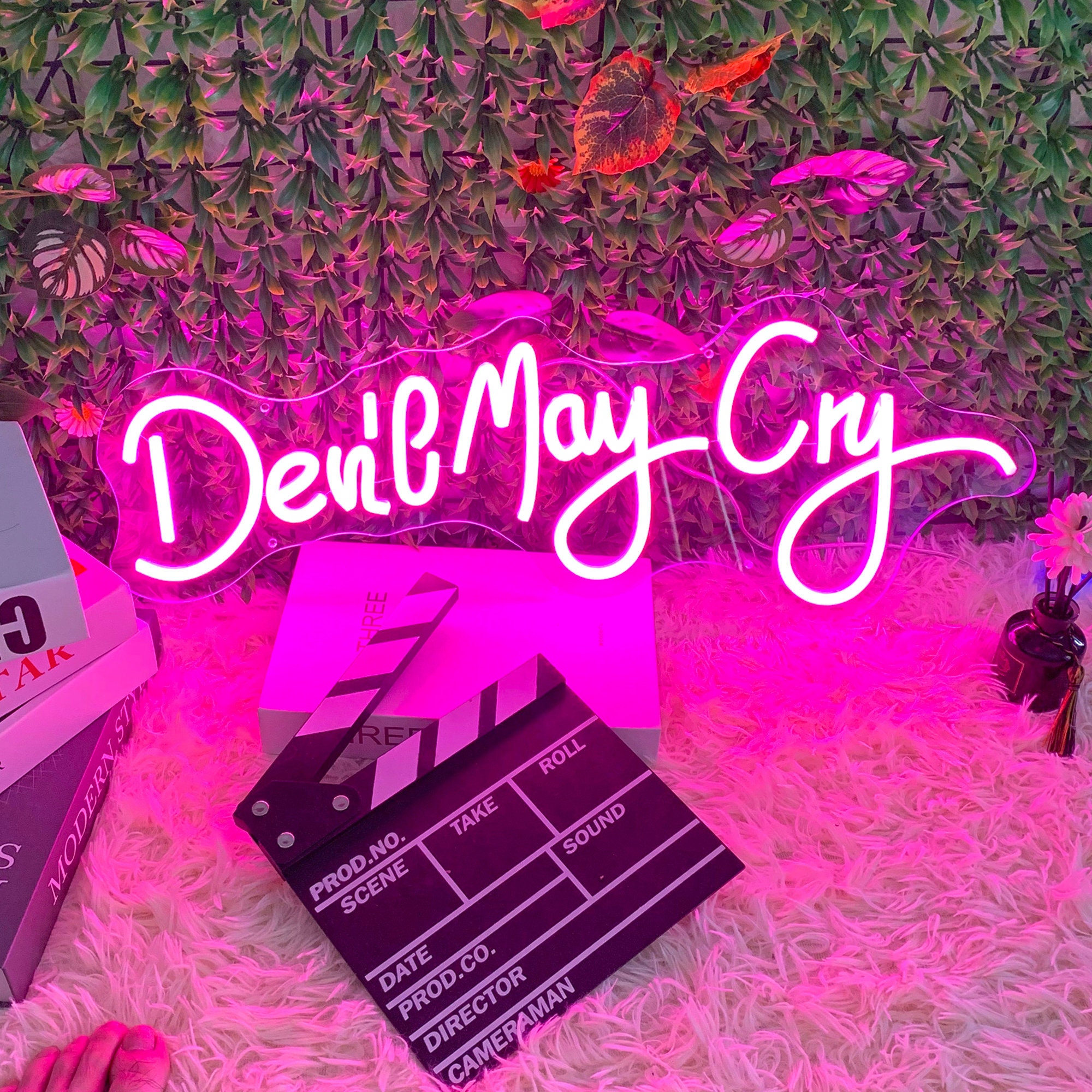 Devil May Cry Neon - Etsy