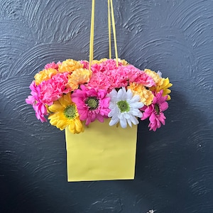 Arrangement floral artificiel