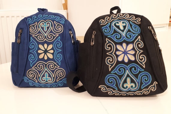 Handmade Embroidered Backpack: Kazakh Ethnic Silk Road  display picture 3