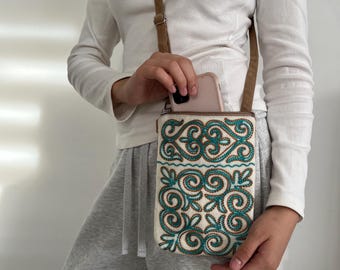 カザフスタン刺繍トートバッグ - Etsy 日本