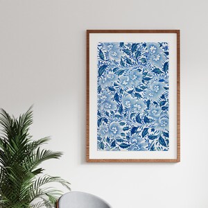 Blaues Muster Print Poster, Marineblau Blumendruck, Vintage Blumendruck, blaue Blumenpflanze, Aquarell minimalistisch Dekor, Blumendruck gerahmt