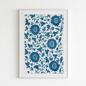 Blaues Wanddekorplakat, abstraktes Blumenplakat, Vintage Blumendruck, blaues Blumenmuster, Aquarell minimalistisches Dekor, Blumendruck gerahmt