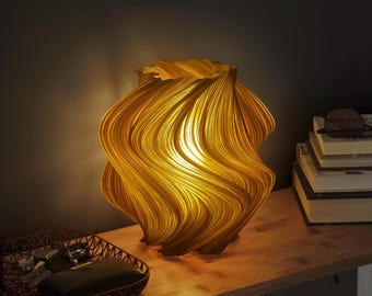 Fractal Wave Lamp Golden Amber – 3D Printed Table Lamp, Warm Soft Glow, Sculptural Accent Lamp, Handmade Gift, Designed in Spain