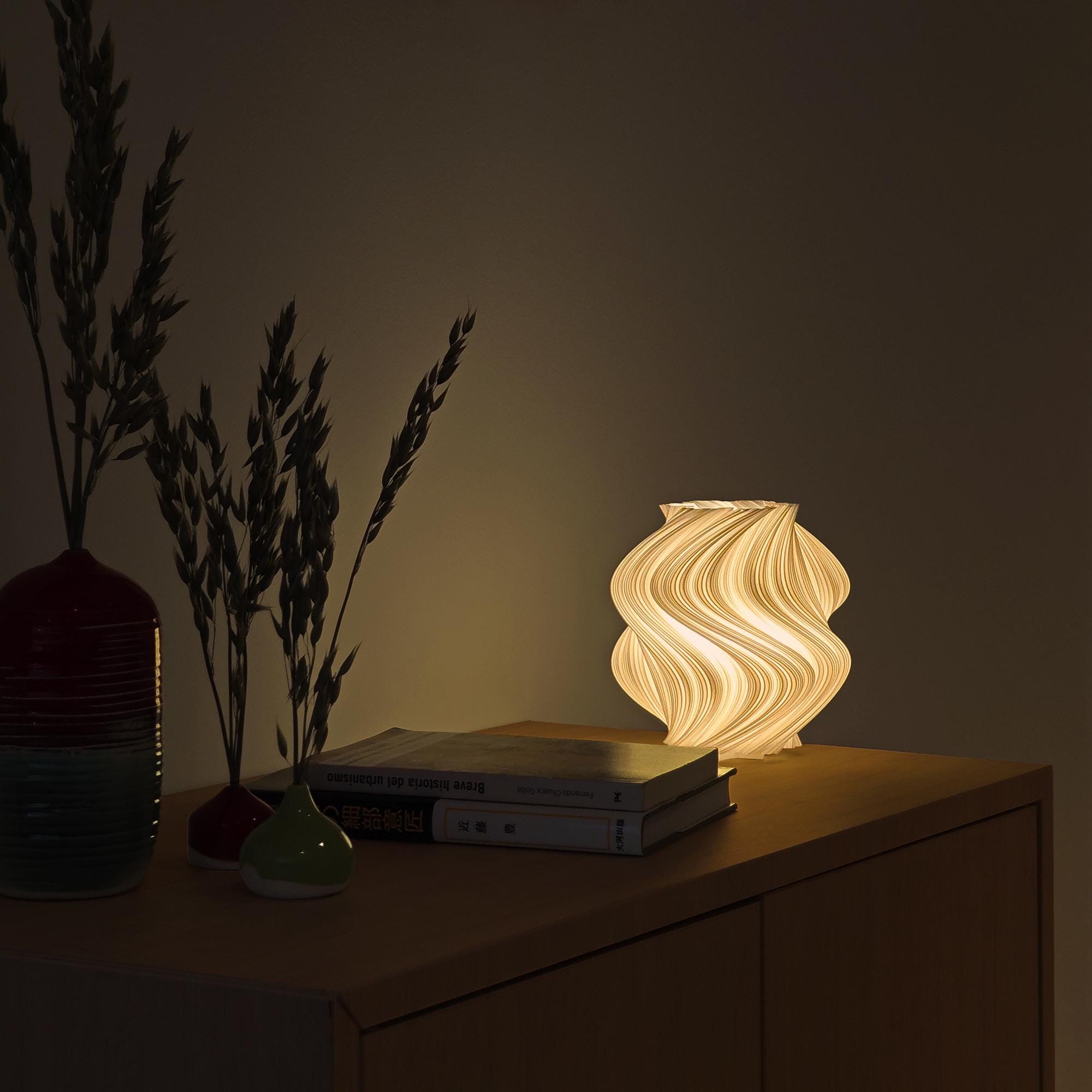 Fractal Wave Lamp - Organic 3D Printed Table Lamp With White