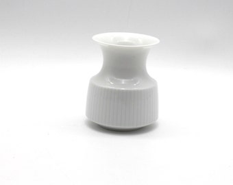 Rosenthal Wirkkala vase made of glazed white porcelain