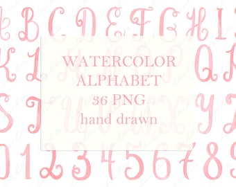 Può includere: Alfabeto e numeri in acquerello rosa. Le lettere e i numeri sono disegnati a mano e hanno uno stile fantasioso. Il testo recita "Watercolor Alphabet 36 PNG hand drawn".
