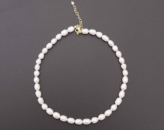 Collier de perles d’eau douce naturelles fabriquées à la main au design baroque, collier de perles d’eau douce naturelles, chaîne de clavicule baroque