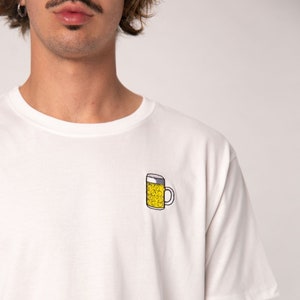 Beer mug | Embroidered men's organic cotton t-shirt