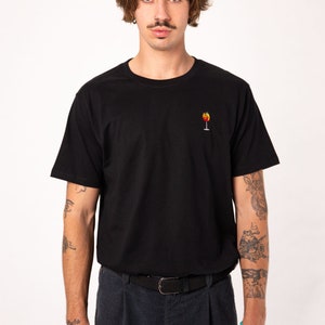 Spray Embroidered men's organic cotton t-shirt Black