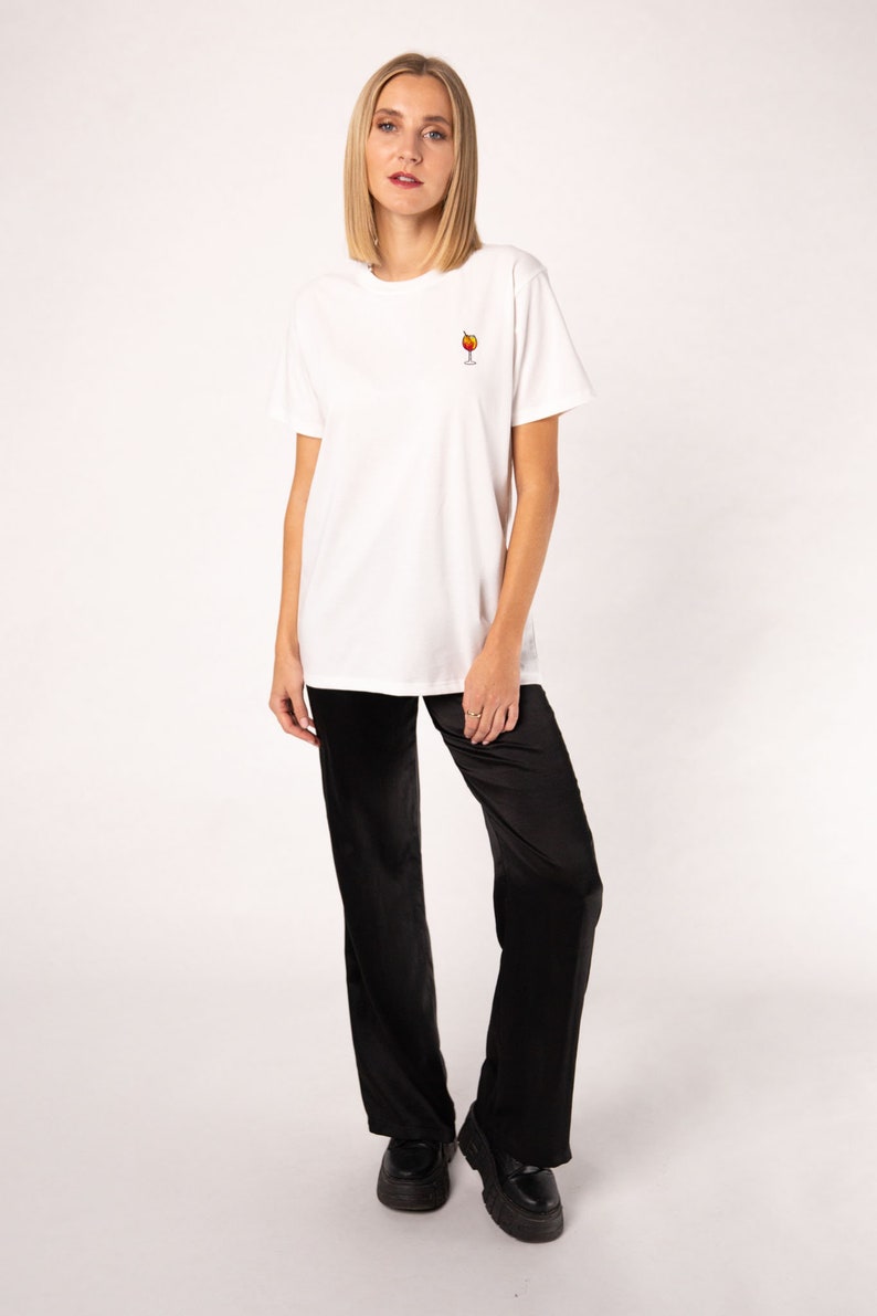 Splash Embroidered women's oversized organic cotton t-shirt image 3