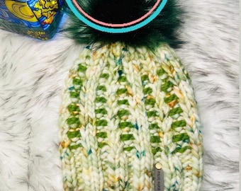 Patrón de tejido de gorro con hilo supergrueso (descarga en PDF) - Gorro Pick N Mix