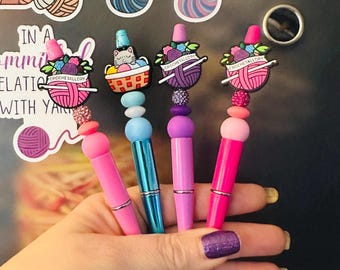 Crochet & Knitting Beadable Pen with Refillable Ink - Customizable Writing Tool