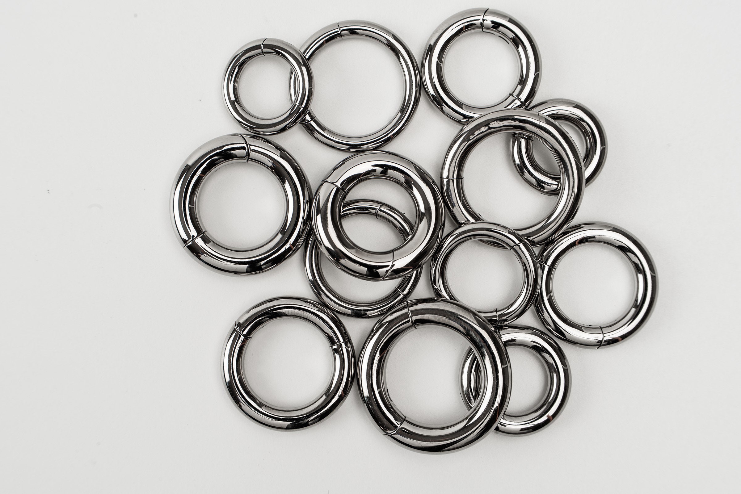 6g Stainless Screw-Ball Ring | Tulsa Body Jewelry 6g (4mm) - 7/8 Dia (22mm) - 8mm Ball / Stainless Steel