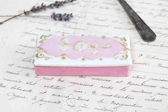 RARE 1818 antique small dentist pill box, old Parisian porcelain pink and gold medicine box, trinket dish