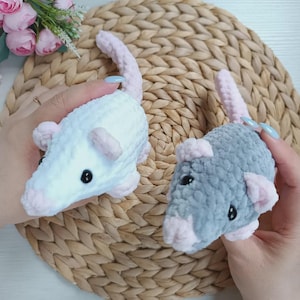 Patrón de rata a crochet - Llavero de ratón amigurumi sin costura (Tutorial en PDF)