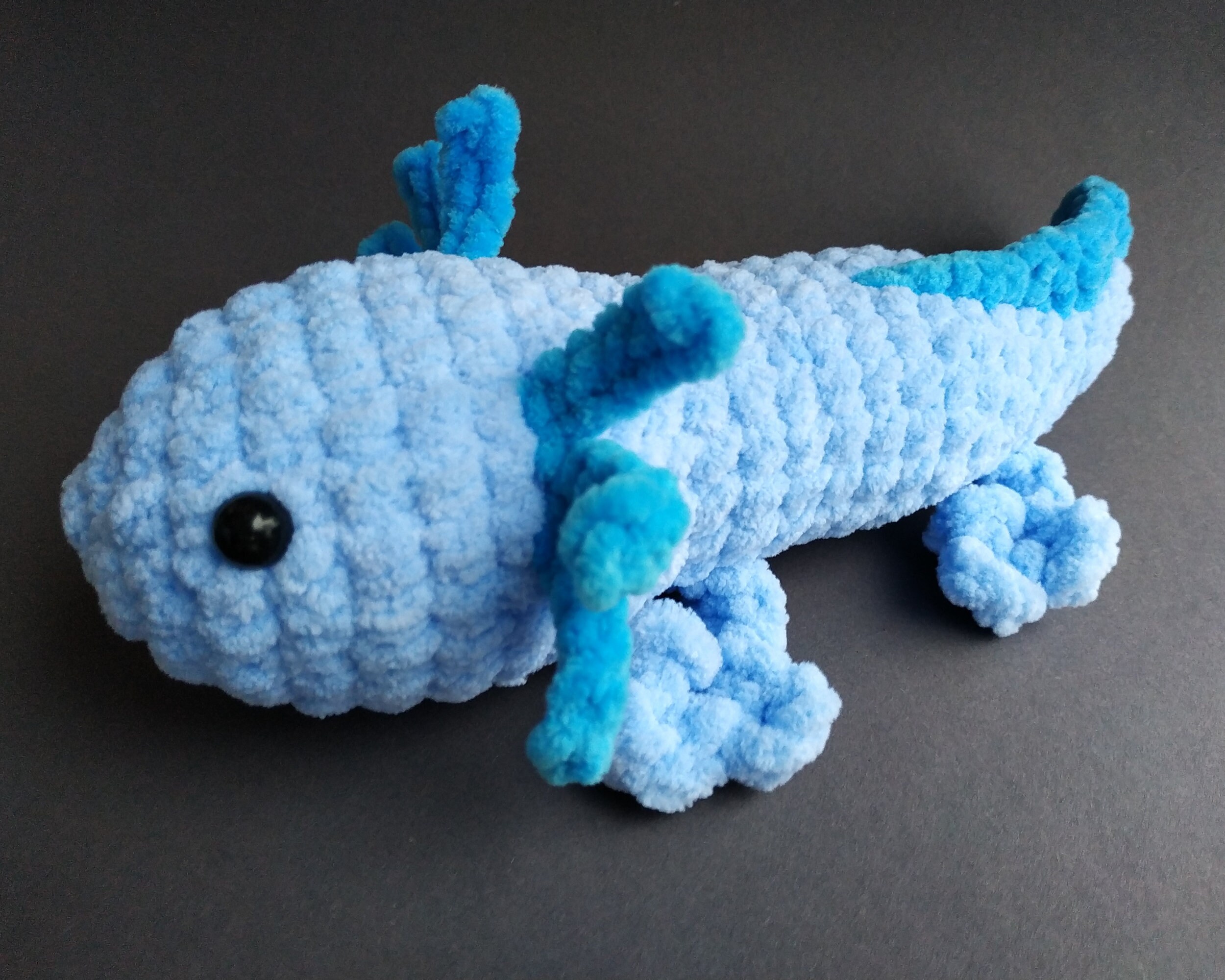  Axolotl Plushie Toy / Crochet Axolotl / Endangered animals /  Water monster Amigurumi / Gifts for kids / Little plush Axolotls/ Stuffed  animal / Custom color toys / Mexican Salamander / Plushie Dragon : Handmade  Products