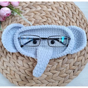Elephant Glasses Holder Crochet Pattern PDF – Cute Amigurumi Eyeglass Case – DIY AnimalTutorial in English