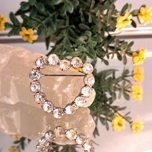 Vintage Rhinestone Silvertone Geart Brooch Pin