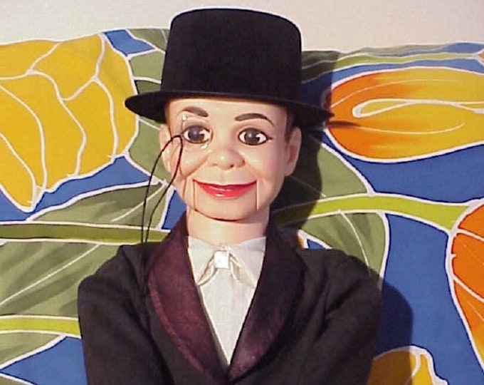 CHARLIE Mccarthy 30 Ventriloquist Dummy Doll Edgar Bergen Juro Novelty
