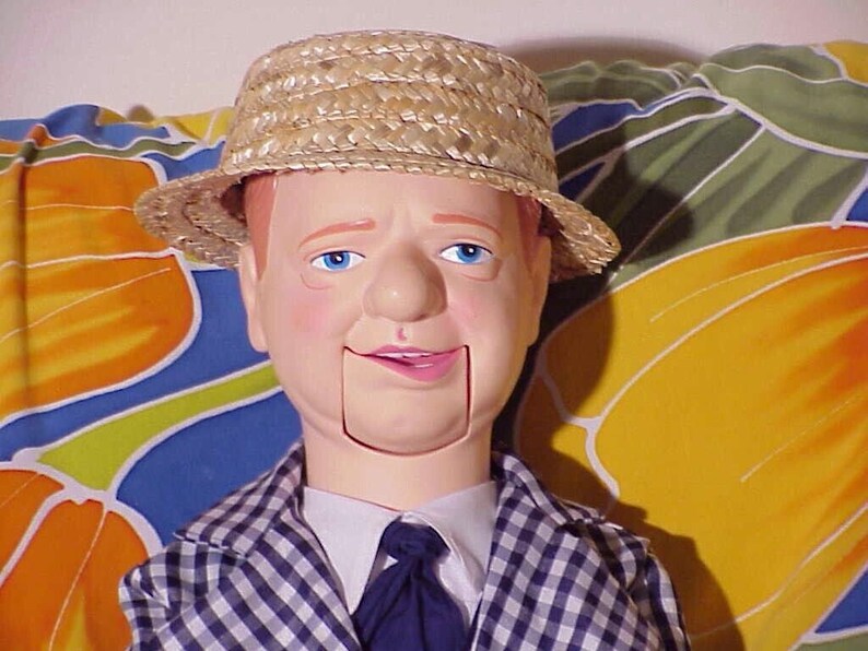WC FIELDS 30 Ventriloquist Dummy Doll by Eegee's mouth Works Includes