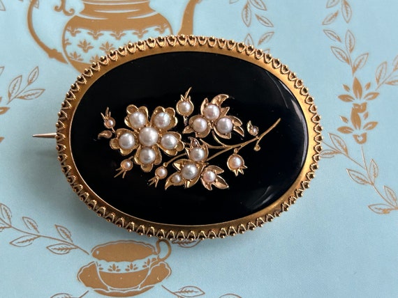 Antique Victorian Onyx and Pearl Mourning brooch … - image 1