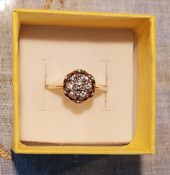 Vintage Solid Gold and Diamond Daisy Cluster Ring,