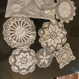 Vintage lot of 7 Crocheted Doilies, Beautiful Doilies,Big and Small Handmade Doilies, craft doilies