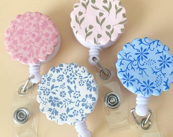 Flower Badge Id Holder Cute Summer Badge for Pediatric Nurse Gift for Oncologist Badge Holder Floral Badge Reel Handmade Accessory for Nurse