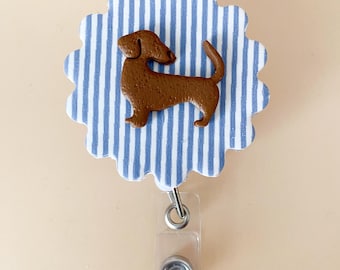 Weiner Dog Badge Reel Cute Dog Mom Gift for Nurse Badge Daschund Dog Owner Gift Idea Teacher Badge Holder for Work Retractable Badge Clip
