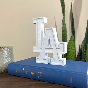Decoración de estante con letras en bloque con el logotipo de los LA Dodgers / Impresión 3D