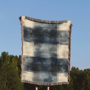 Navy Beige Plaid Woven Blanket, Watercolor Throw Blanket, Cozy Farmhouse Tapestry, Rustic Cotton Gift for Her, Cottagecore Decor