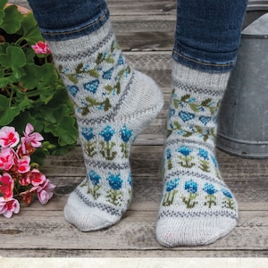Midsummer Flowers Socks PDF Knitting Pattern