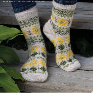 Happy Sunflower Socks PDF Knitting Pattern