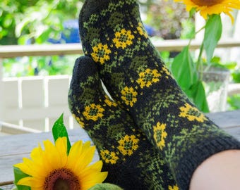 Happy Sunflower Socks PDF Knitting Pattern