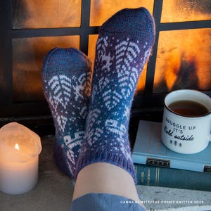 Snowy Woods Socks PDF Knitting Pattern