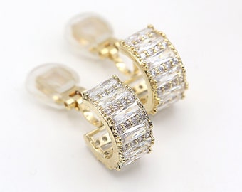 Shiny Gold Half Hoop Diamond Clip-on Earrings "ELLY" - Rhinestone clip on - Non pierced ears - Cubic zirconia clip-on earrings