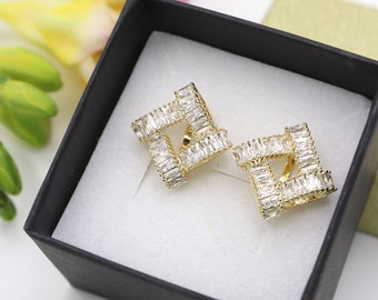 Shiny Gold Diamond Clip-on Earrings "AMELIA" - Rhinestone clip on - Non pierced ears - Cubic zirconia clip-on earrings