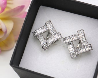 Shiny Silver Diamond Clip-on Earrings "AMELIA" - Rhinestone clip on - Non pierced ears - Cubic zirconia clip-on earrings