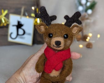 Needle Felted Reindeer Handmade Wool Reindeer Figurine Christmas Holiday Home Decor Scandinavian Woodland Animal Ornament Unique Winter Gift