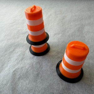 3 pack - Stackable miniature construction barrels