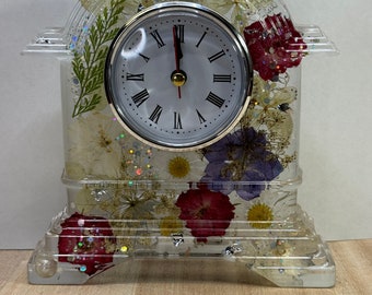 Desktop  Clock| Pressed Flowers Preserved Clock| Epoxy Resin Table Lamp Clock| Colourful Floral Handmade Customized Clock.